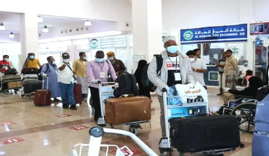 مطار سيئون ومنفذ الوديعة يستقبلان 1.600 مسافر بينهم 72 أجنبيا